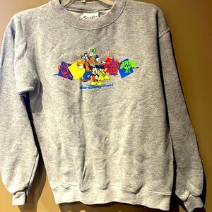 Vintage Disney World sweatshirt